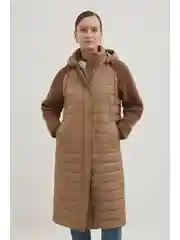 Утепленное полупальто с вязаными рукавами