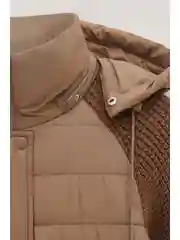 Утепленное полупальто с вязаными рукавами