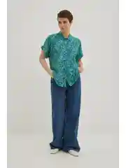 Зеленый блузка из вискозы с коротким рукавом