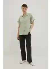 Зеленый блузка из вискозы с коротким рукавом