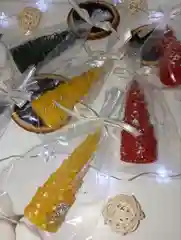 Зеленый свечи Ёлочки из вощины 6 шт декоративные, подарочный набор на Новый Год и Рождество