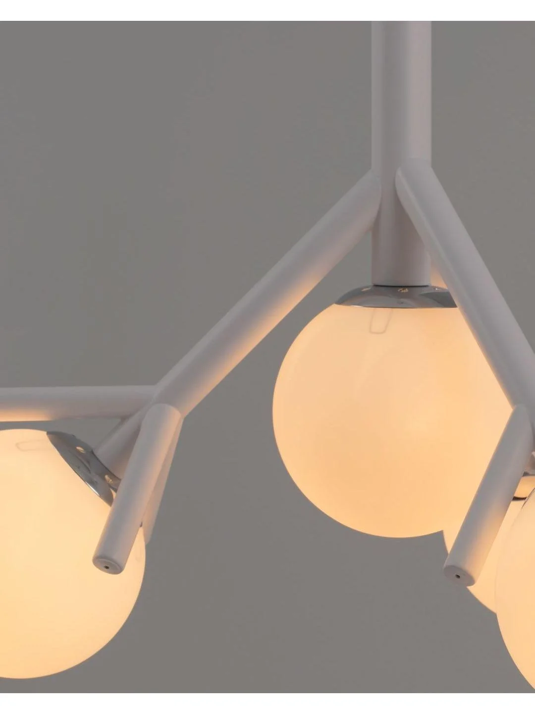 Белый люстра потолочная на штанге Moderli V1151-4P Circle 4*E27*60W белый белыйCircle1 - белый