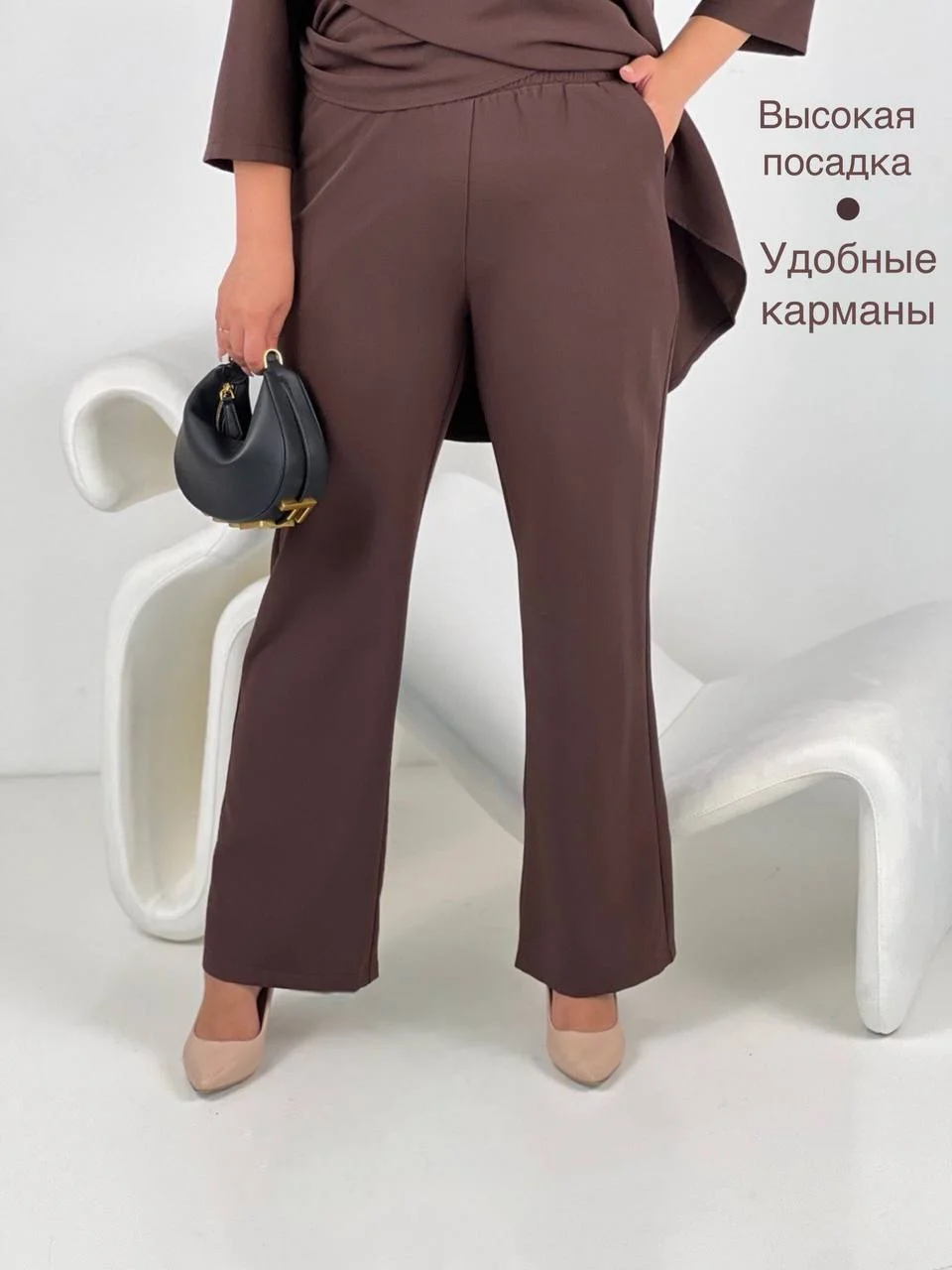 Коричневый костюм женский классический двойка, туника + брюки