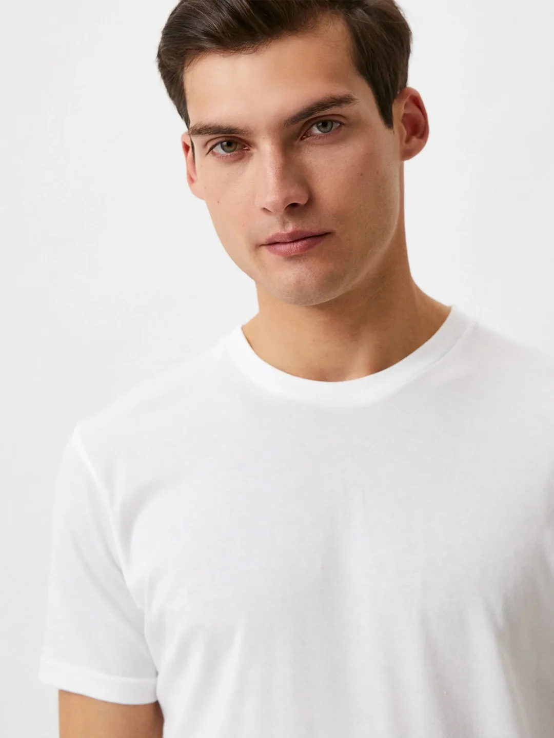 Белый футболка UNIQLO DRY, круглый вырез, короткий рукав