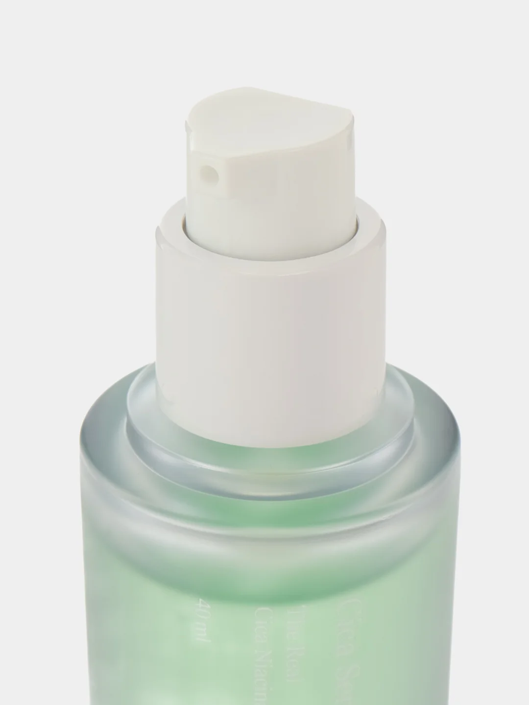 Успокаивающая сыворотка с центеллой и 5% ниацинамида Celimax Cica Serum