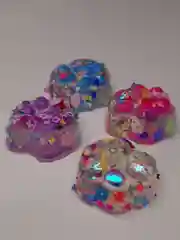 Золотистый хаки игрушка сквиш-антистресс, таба, лапка кошачья, хомяк, орио, куроми, капибара, хеллоу кити