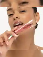 Бальзам для губ Butter Lip Tinted Conditioner PHYSICIANS FORMULA, бразильские ягоды