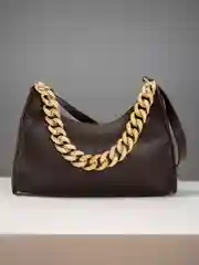 Сумка багет с модной цепью
