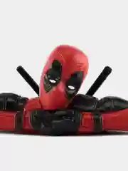 Вишнёвый игрушка в машину DEADPOOL. Сувенир на панель автомобиля ДЭДПУЛ. 5 видов