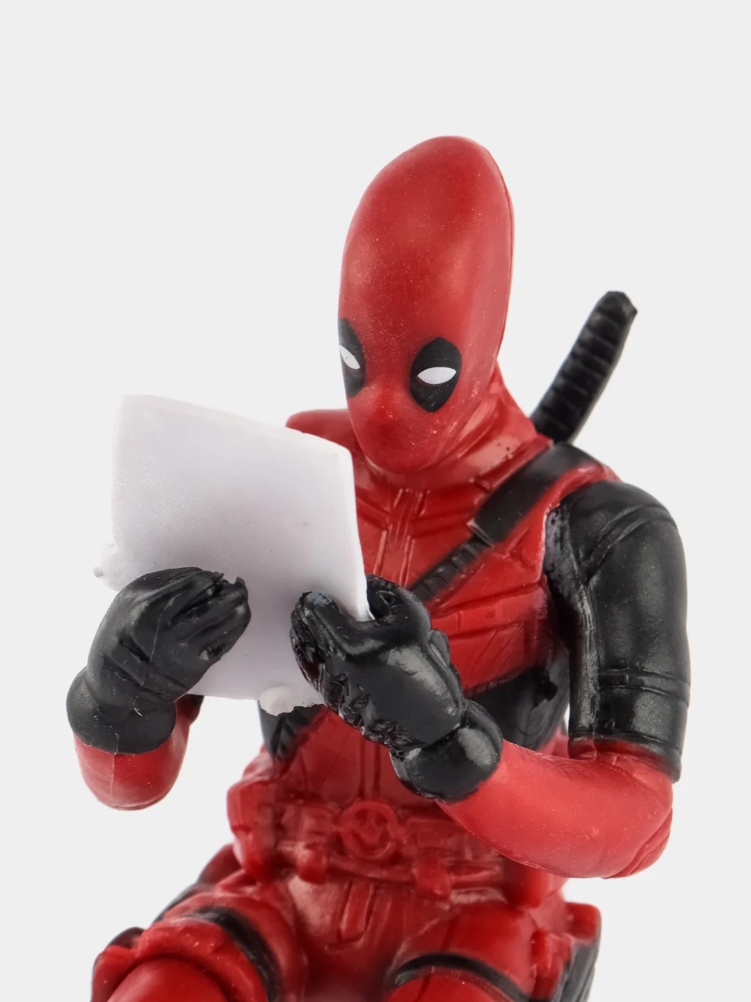 Зеленый игрушка в машину DEADPOOL. Сувенир на панель автомобиля ДЭДПУЛ. 5 видов