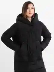 Черный женский пуховик зимний