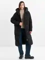 Черный женский пуховик зимний