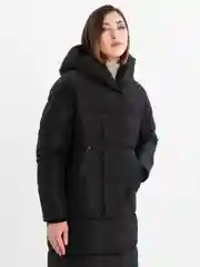 Черный женский пуховик зимний