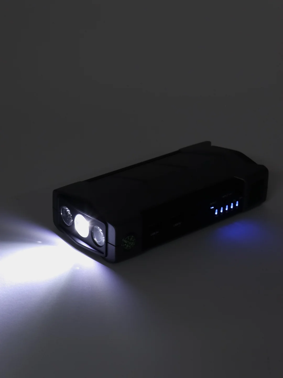 Хром пусковое зарядное устройство для автомобиля 10.000 mAh, бустер