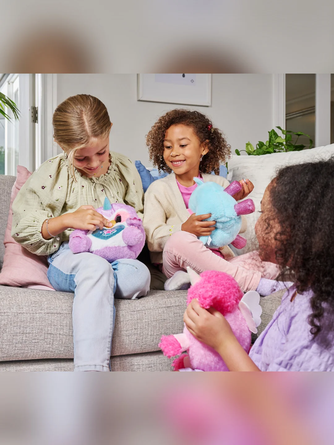Игровой набор-сюрприз ZURU Rainbocorns Adopt-a-corn  S1 с акс. в асс., малый