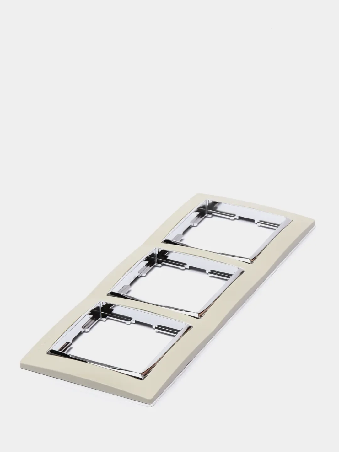 Рамка Snabb Werkel тройная,на 3 поста (слоновая кость/хром), WL03-Frame-03-ivory W0031903