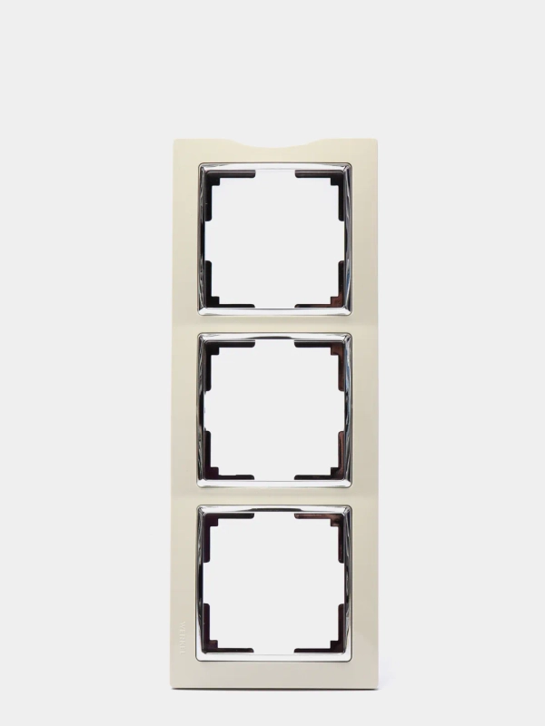 Рамка Snabb Werkel тройная,на 3 поста (слоновая кость/хром), WL03-Frame-03-ivory W0031903