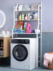 Черный стеллаж над стиральной машиной