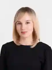 Кремовый парик прямой, удлиненное каре с челкой