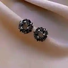 Черный серьги женские нарядные/серьги бордовые/серьги новогодние