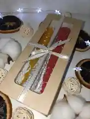 Красный свечи Ёлочки из вощины декоративные, подарочный набор в коробке на Новый Год и Рождество