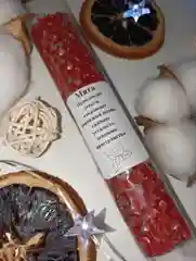 Красный свечи программные с травами из медовой вощины в ассортименте