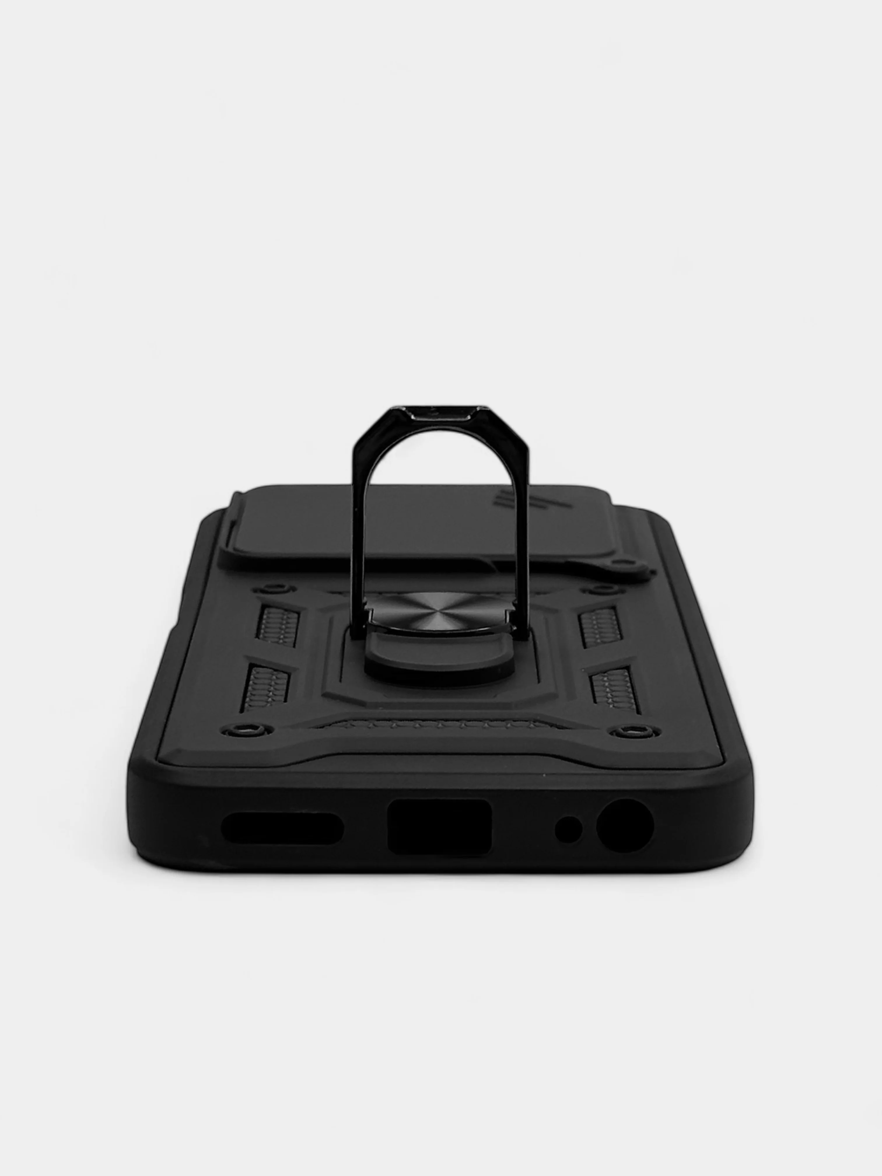 Черный чехол Tecno Spark GO 1 / GO 2025 / Pop 9 противоударный с металлической подставкой кольцом