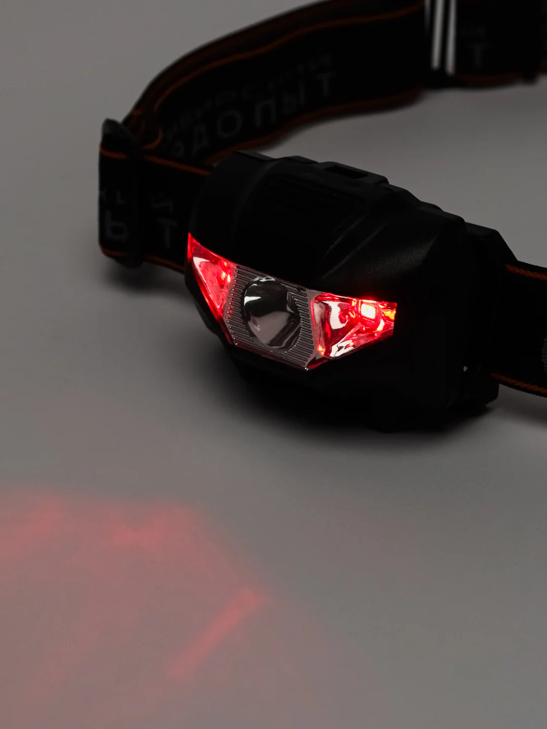 Фонарь налобный "СИБИРСКИЙ СЛЕДОПЫТ-Кварк", 1 COB + 2 LED, 3хААА/240/