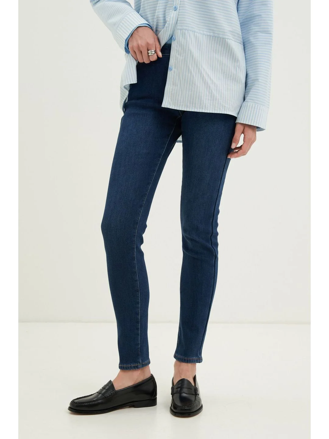 Синий джинсы slim fit женские