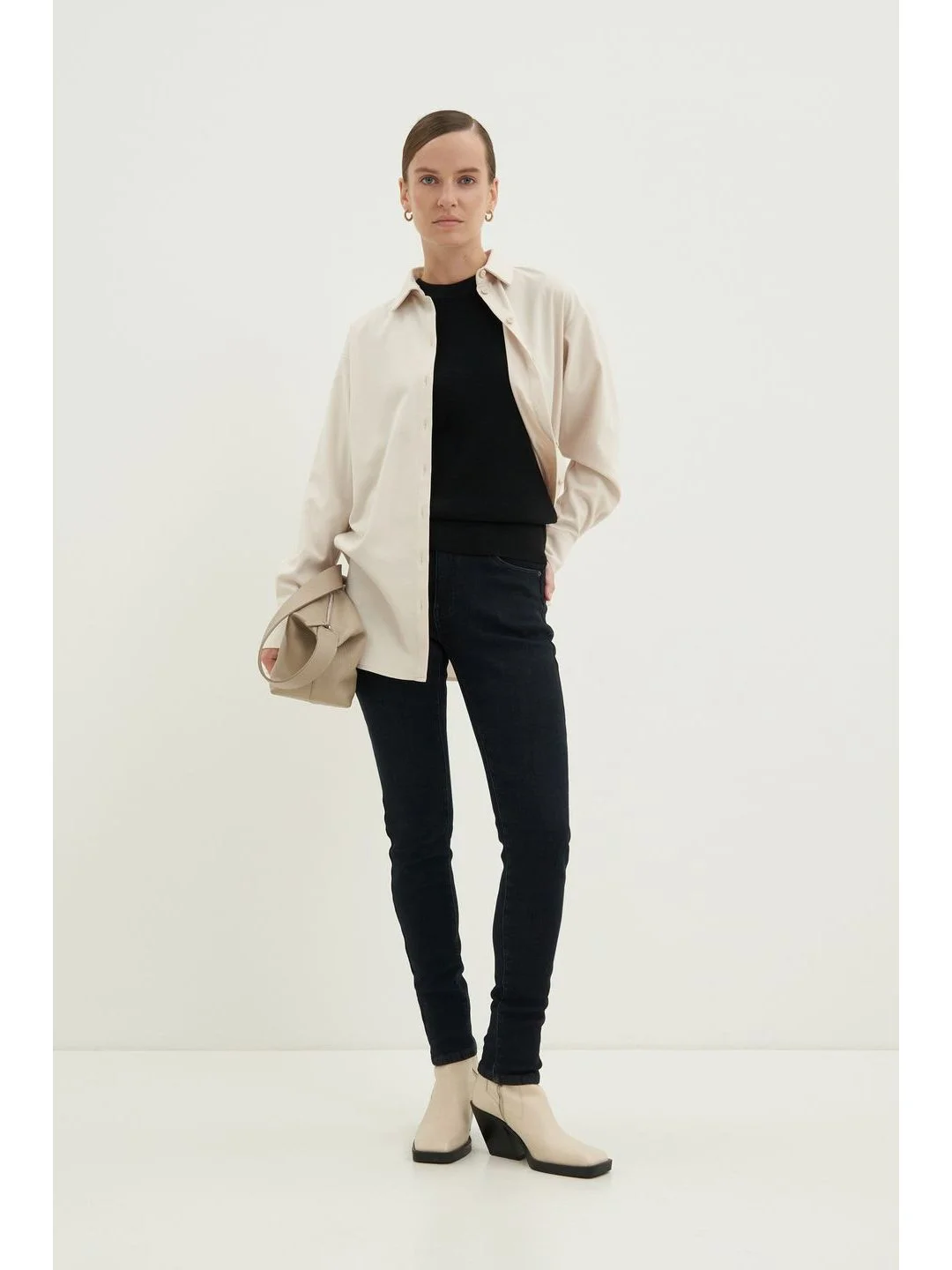 Угольный джинсы slim fit женские