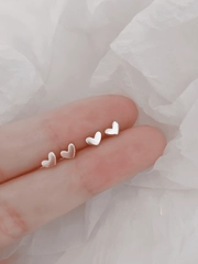Серьги гвоздики сердечки