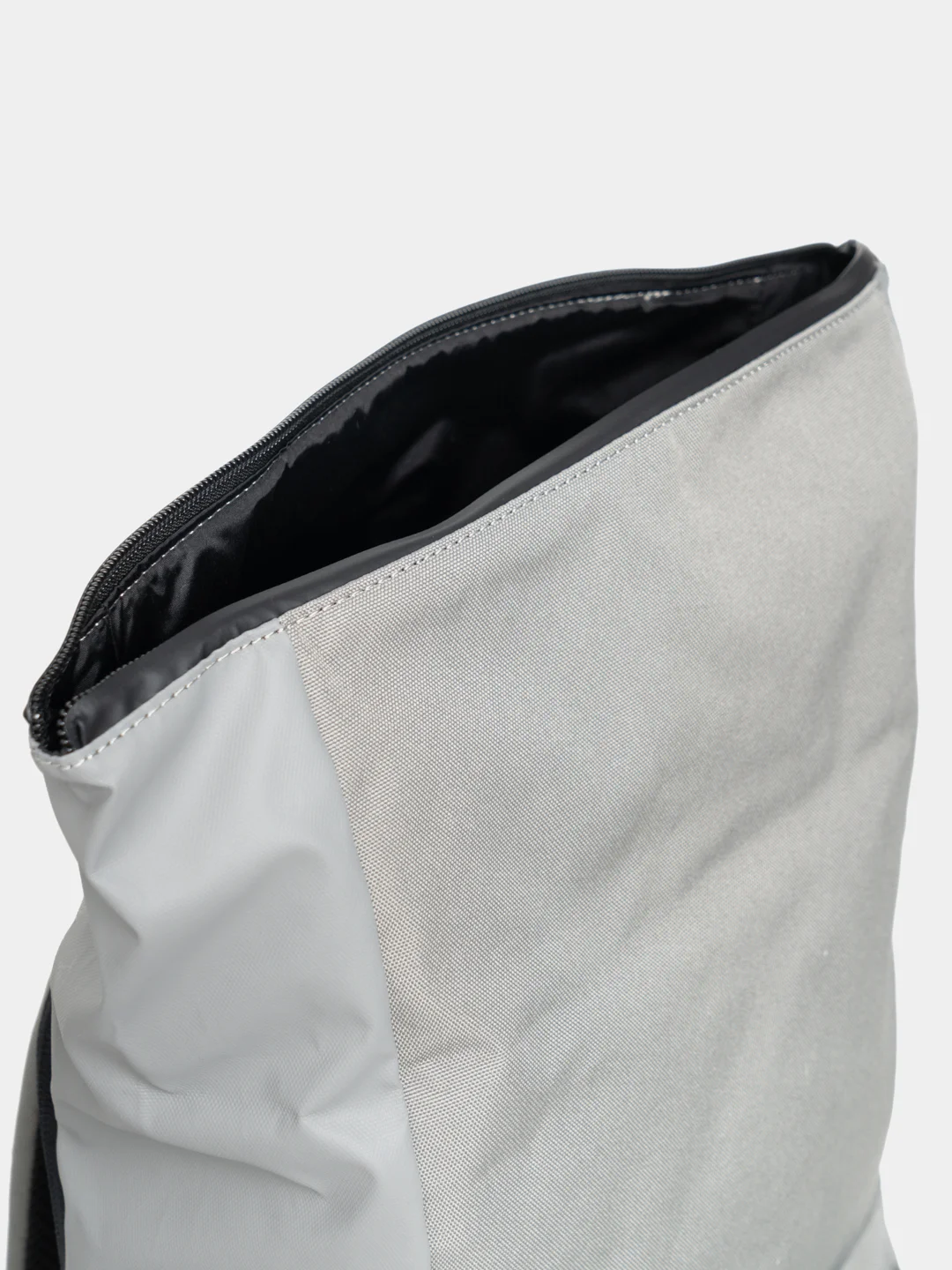 Серый рюкзак Xiaomi 90 Points Urban classic backpack