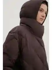 Фиолетовый пальто утепленное с утиным пухом