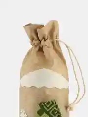 Белый новогодний чехол для бутылок