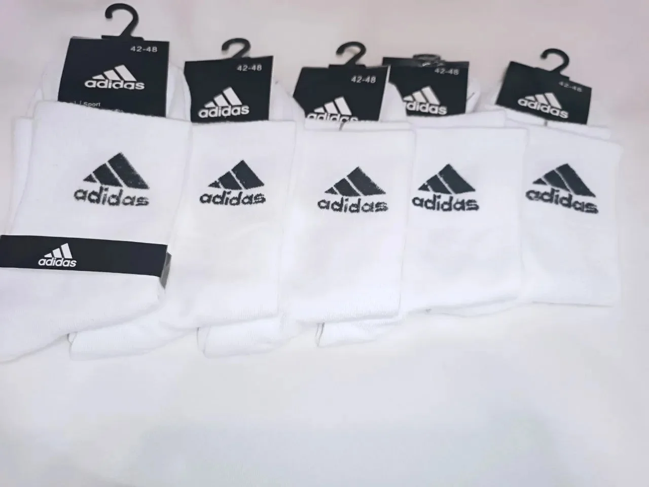 Белый носки белые мужские средней длины с вышитым принтом Адидас (Adidas), набор из 5 пар,хлопок
