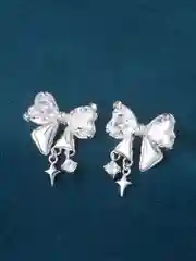 Серьги пусеты, бантики, бабочки y2k