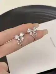 Серьги пусеты, бантики, бабочки y2k