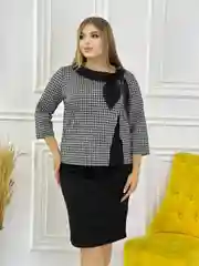Серый костюм женский, туника и юбка, большой размер