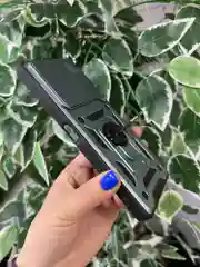 Зеленый чехол противоударный armors для Infinix Note 40 Pro 4G и Note 40 Pro Plus с защитой камеры