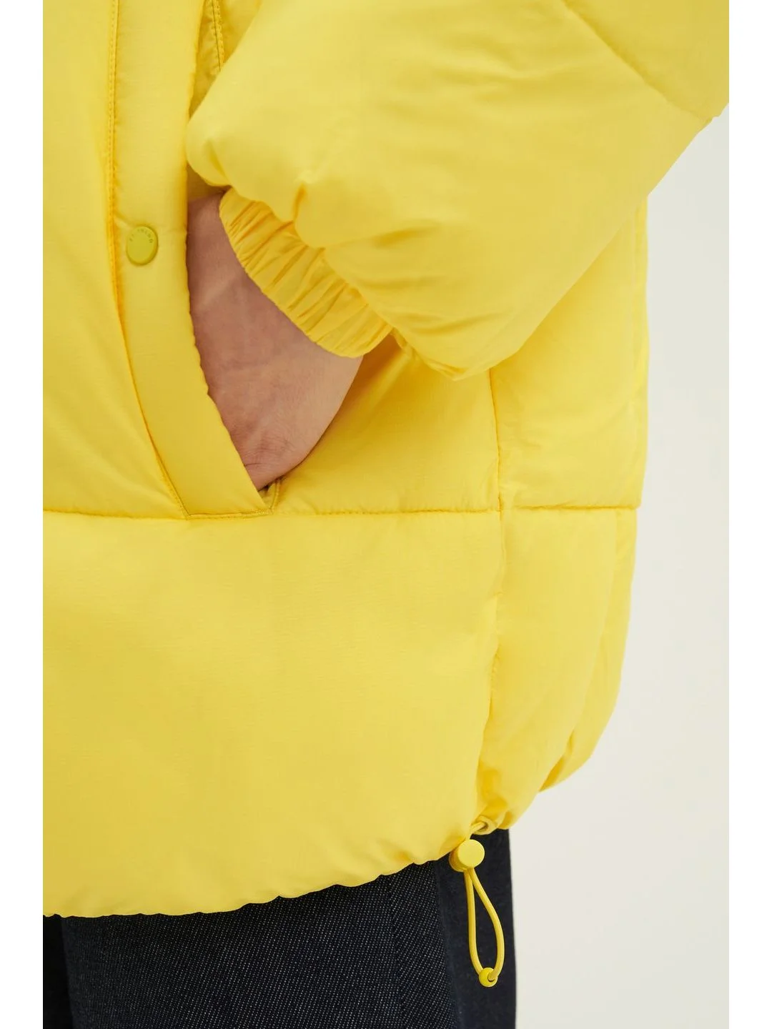 Желтый куртка oversize силуэта с капюшоном
