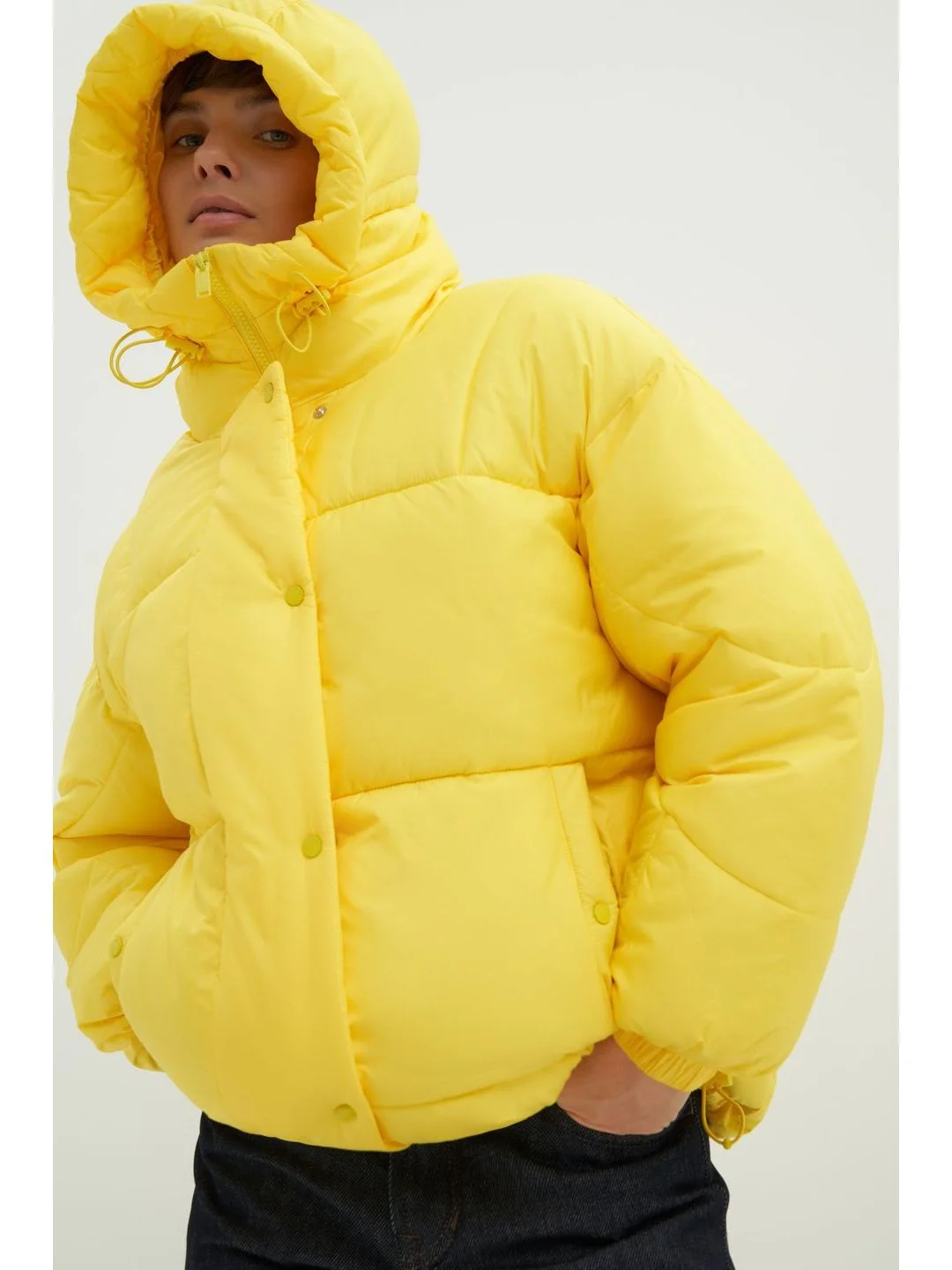 Желтый куртка oversize силуэта с капюшоном