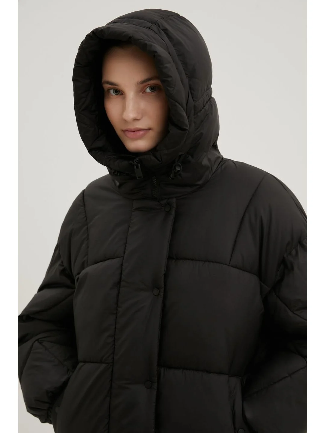 Черный куртка oversize силуэта с капюшоном