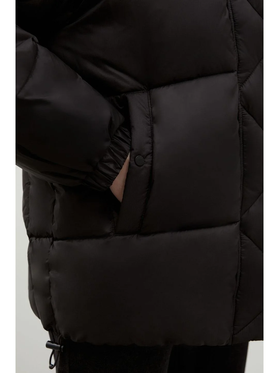 Черный куртка oversize силуэта с капюшоном