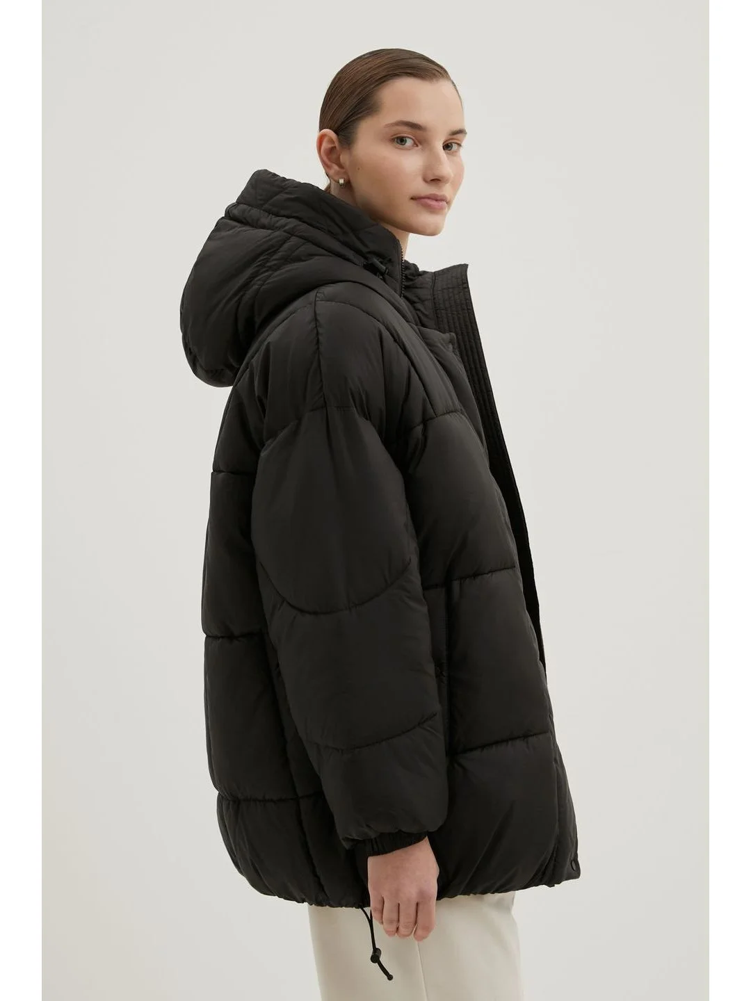 Черный куртка oversize силуэта с капюшоном