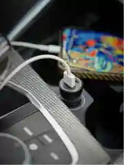 Автомобильное зарядное устройство c USB-A+USB-C портами c LED-подсветкой, 20/48/68Вт