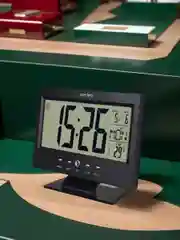 Черный часы-будильник Perfeo "Set"