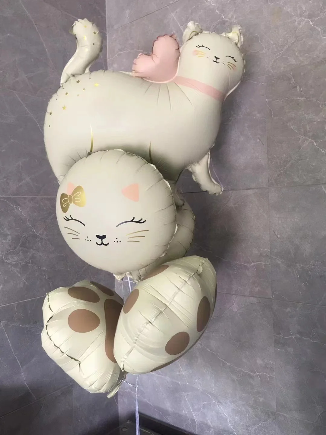 Воздушный шар "Кошечка с бантом" 27/69 см