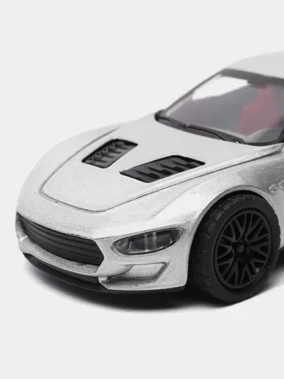 Серебряный металлическая коллекционная машинка Maserati