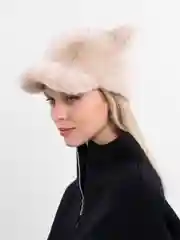 Бежевый кепка, бейсболка женская меховая с ушками.Кепка зимняя  Кошка.Шапка женская меховая