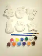 Коричневый новогодний подарочный набор детям.Фигурки из гипса для раскрашивания с красками
